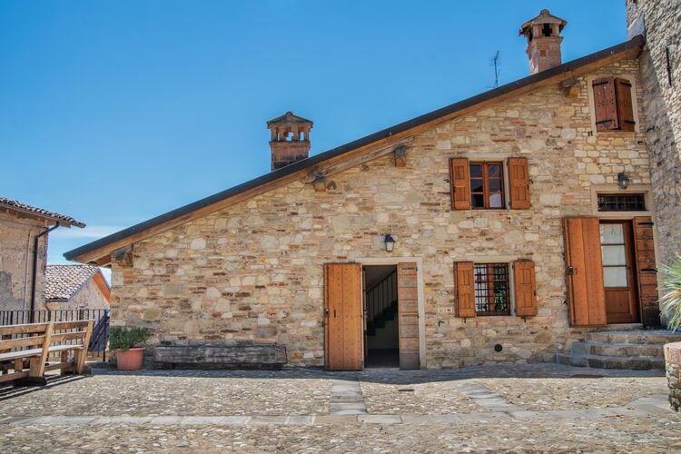 Vakantiehuizen Emilia-Romagna te huur Castellarano- IT-42014-01   met wifi te huur